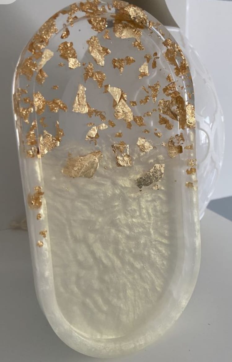 RESIN TRAY
